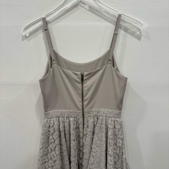 Alice And Olivia Silver Grey Babydoll Dress Spaghetti Strap Size 4 Metallic - Picture 5 of 7